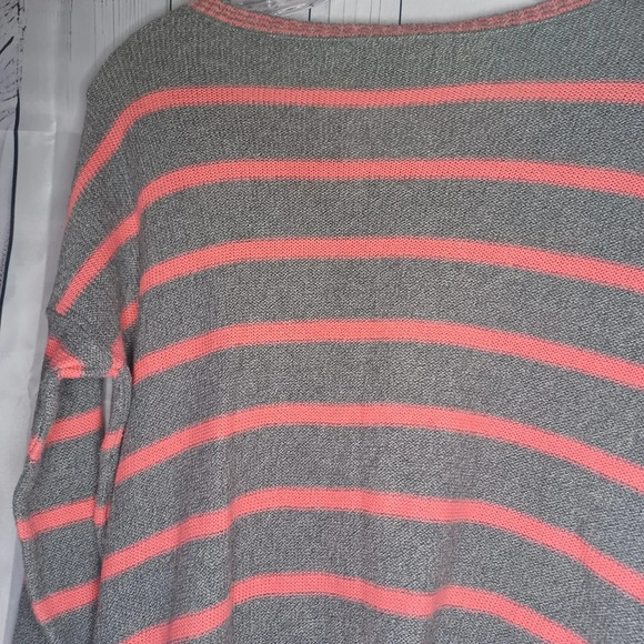 American Eagle Outfitters lightweight pink and gray striped sweater - Picture 8 of 10